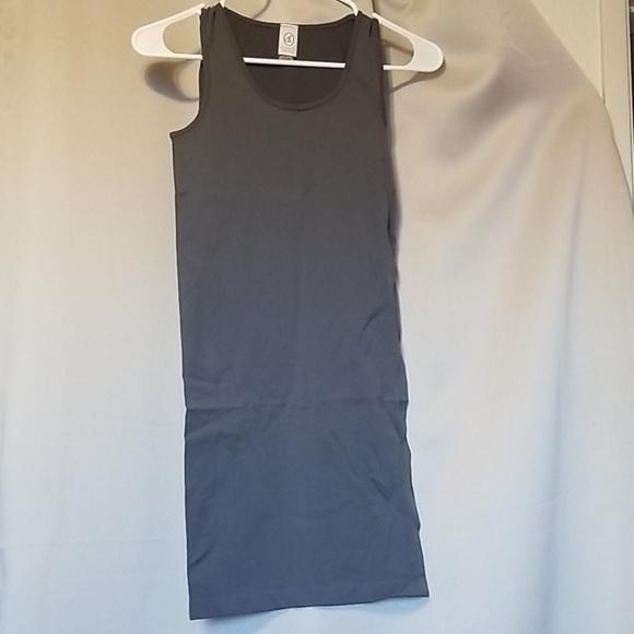 COPY - Tank Top - Picture 1 of 5
